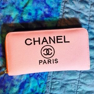 Lovely New Pink Monogram Fashion Wallet